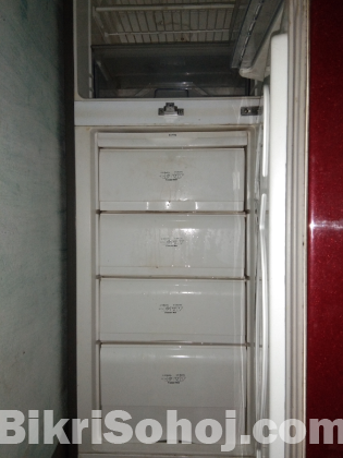 Walton Refrigerator